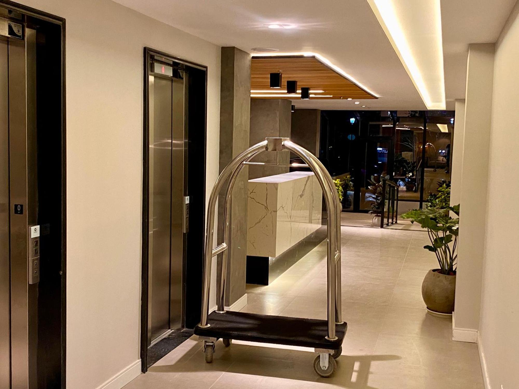 Kastel Petropolis酒店 外观 照片
